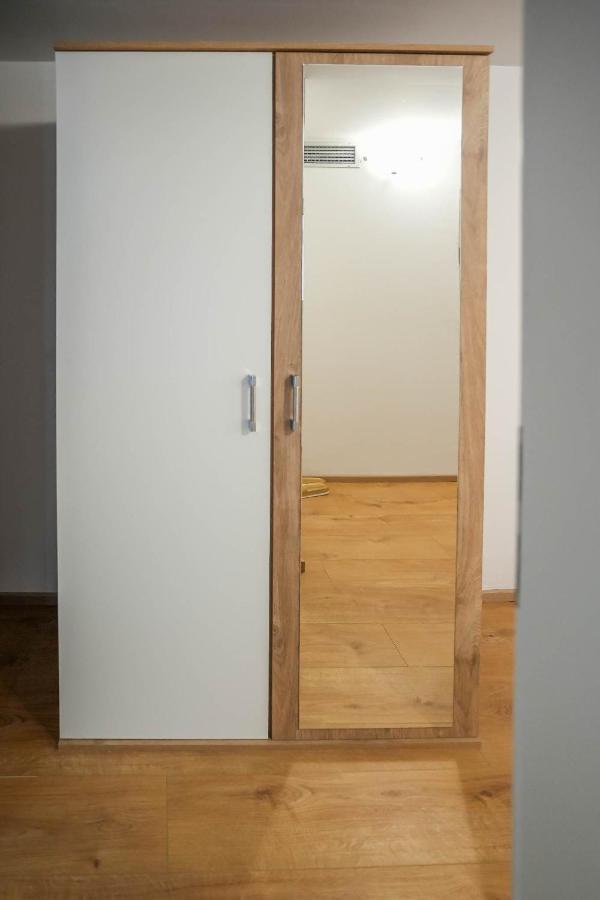 Izi Apartament