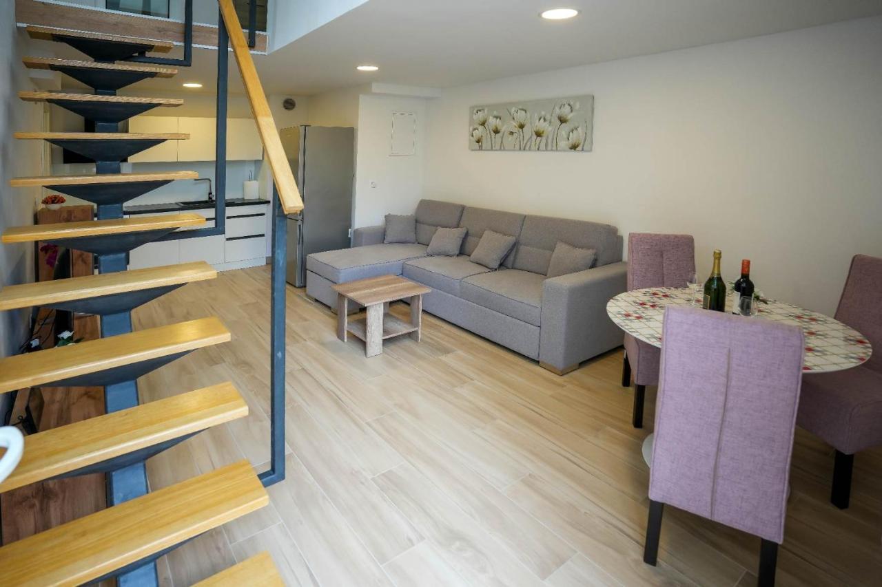 Izi Apartament